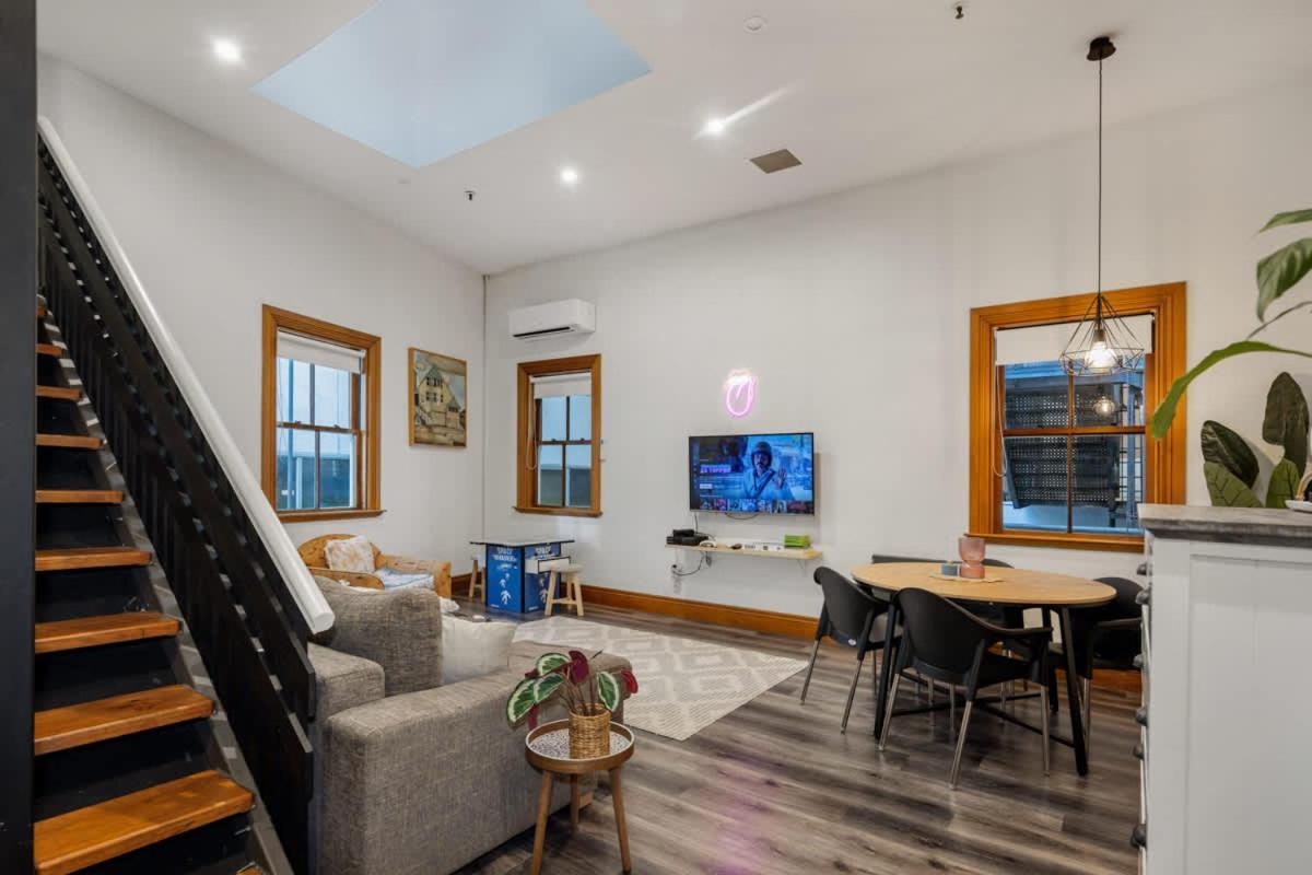 Lambton Quay Loft - Sleeps 11 Apartamento Wellington