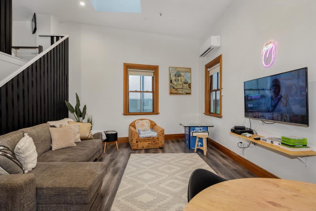 Lambton Quay Loft - Sleeps 11 * Wellington