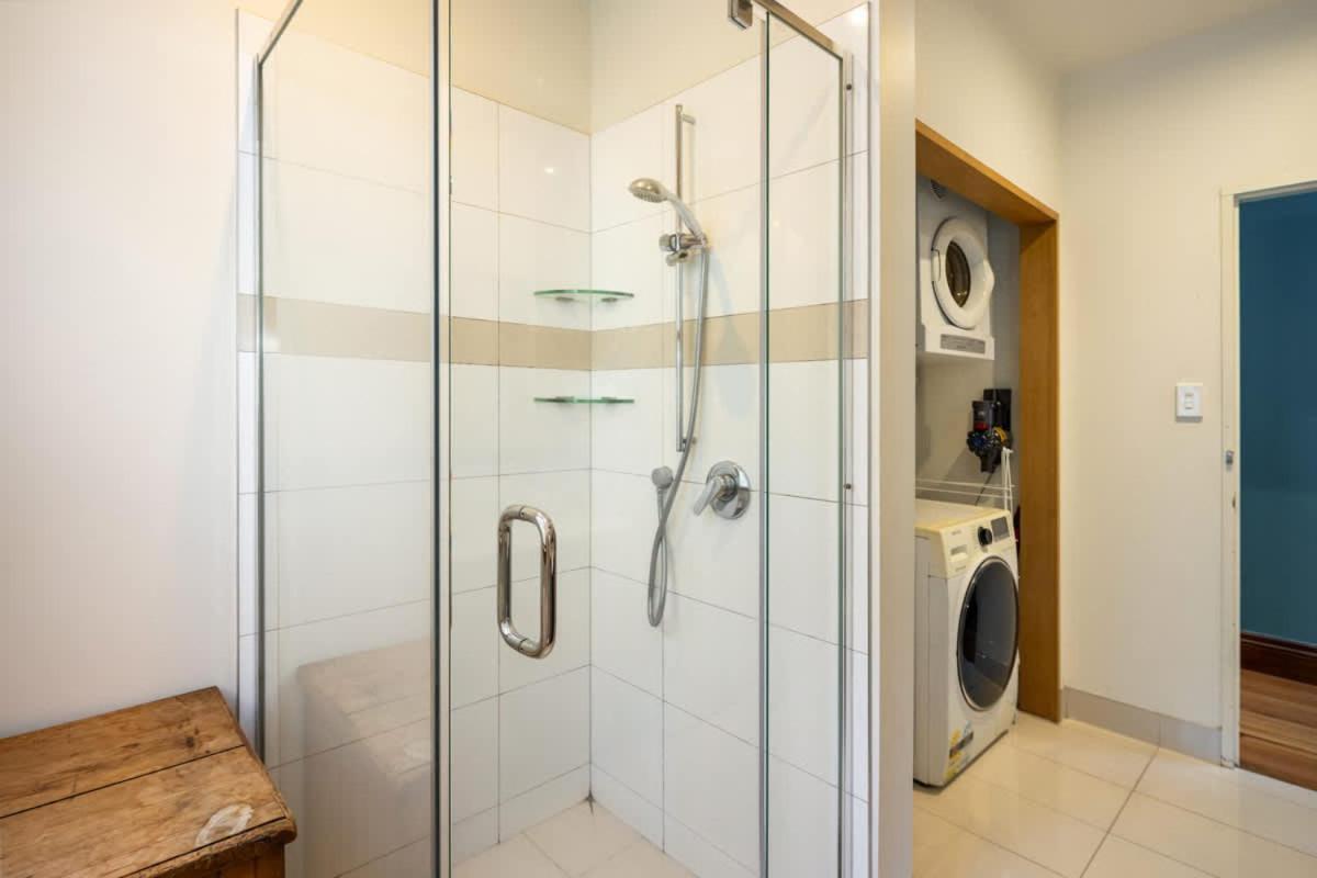 Lambton Quay Loft - Sleeps 11 Apartamento Wellington