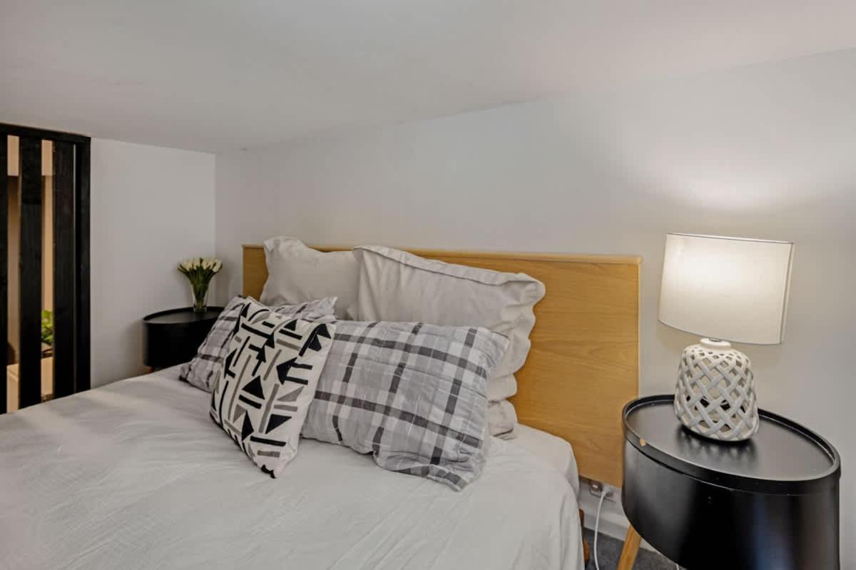 Lambton Quay Loft - Sleeps 11 Apartamento